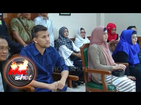 Akhirnya Risty-Stuart Resmi Bercerai - Hot Shot 25 Maret 2016