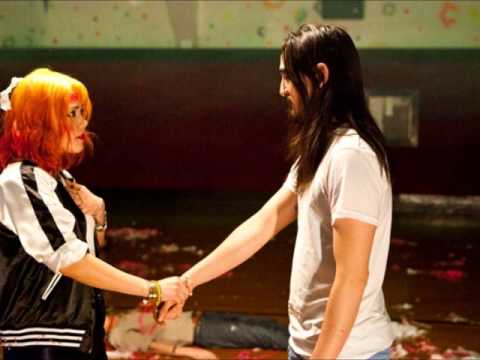 Steve Aoki (feat Lovefoxxx) - Heartbreaker