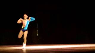 preview picture of video 'Orianna Macarena en Teatro Ateneo de Maracay con Casa del Caribe Aragua 11/08/2013'