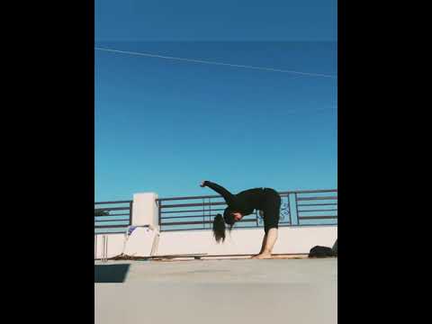 . morning stretching with me (boss BITCH 😈)