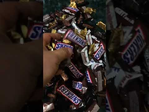 Assorted imported chocolates 🍫 #yummy #viral #satisfyingvideos #shortvideo