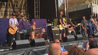 Mad Caddies - Tired Bones