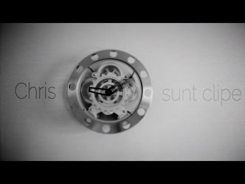 Sunt clipe - CHRIS