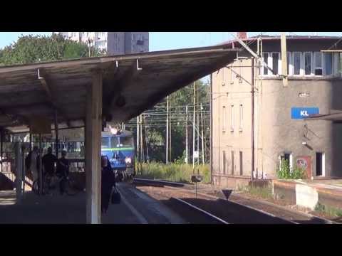 EU07-171 z Osobowym KS 44827 relacji: Katowice - Racibórz w Katowicach Ligocie.