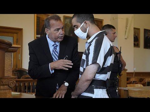 El presunto agresor del escritor Salman Rushdie es acusado de intento de asesinato