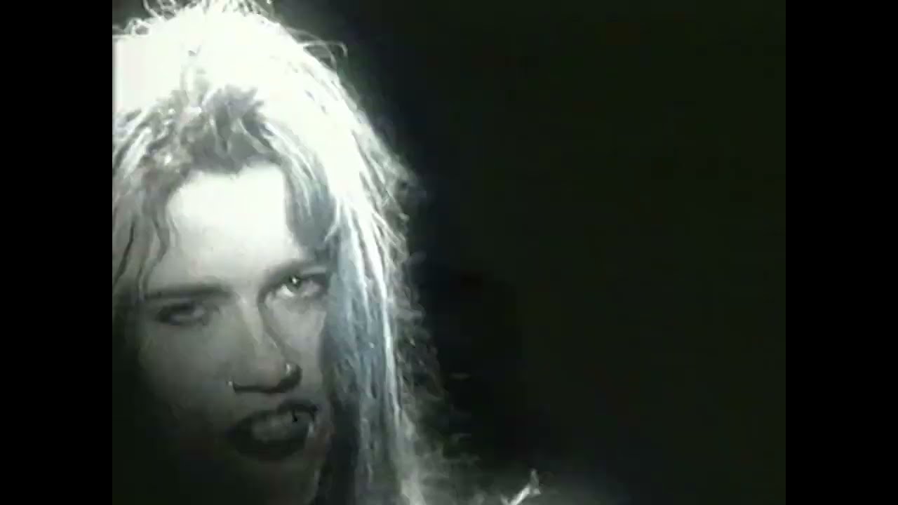L7 - Pretend We're Dead