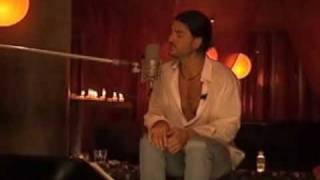 QUESOS, COSAS, CASAS   RICARDO ARJONA