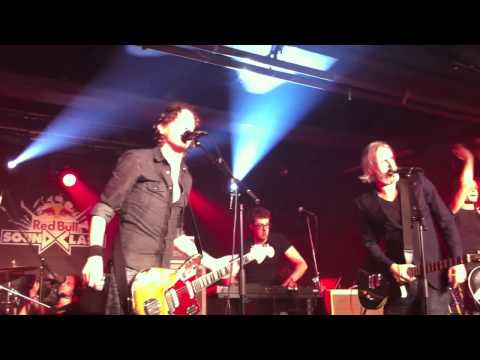 Mintzkov ft. Ruben Block - Acapella (Red Bull Soundclash 2010, Petrol, Antwerpen)