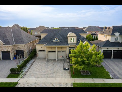 9 Louvre Circle, Brampton Home for Sale - Real Estate Properties for Sale