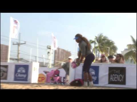 Serena Williams takes to the beach tennis court in Thailand