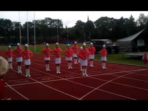 Mažoretky - dětský den AČR - Verďa