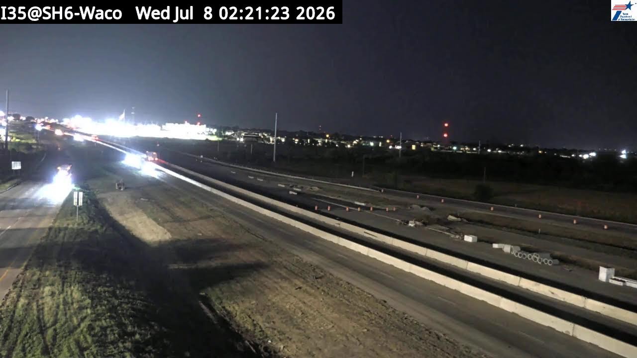 Live webcam view of I-35 & SH-6 Highway Cam, Waco