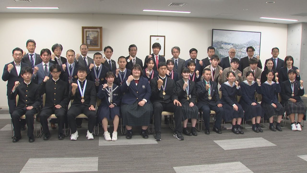 県勢3団体･4人の中高生が日本一に！春の全国大会優勝報告会