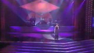 Martina McBride - Phones Are Ringin&#39; All Over Town (LIVE)