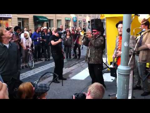 Bad Ass Brass Band @ Punajuuri Block Party 3.9.2011