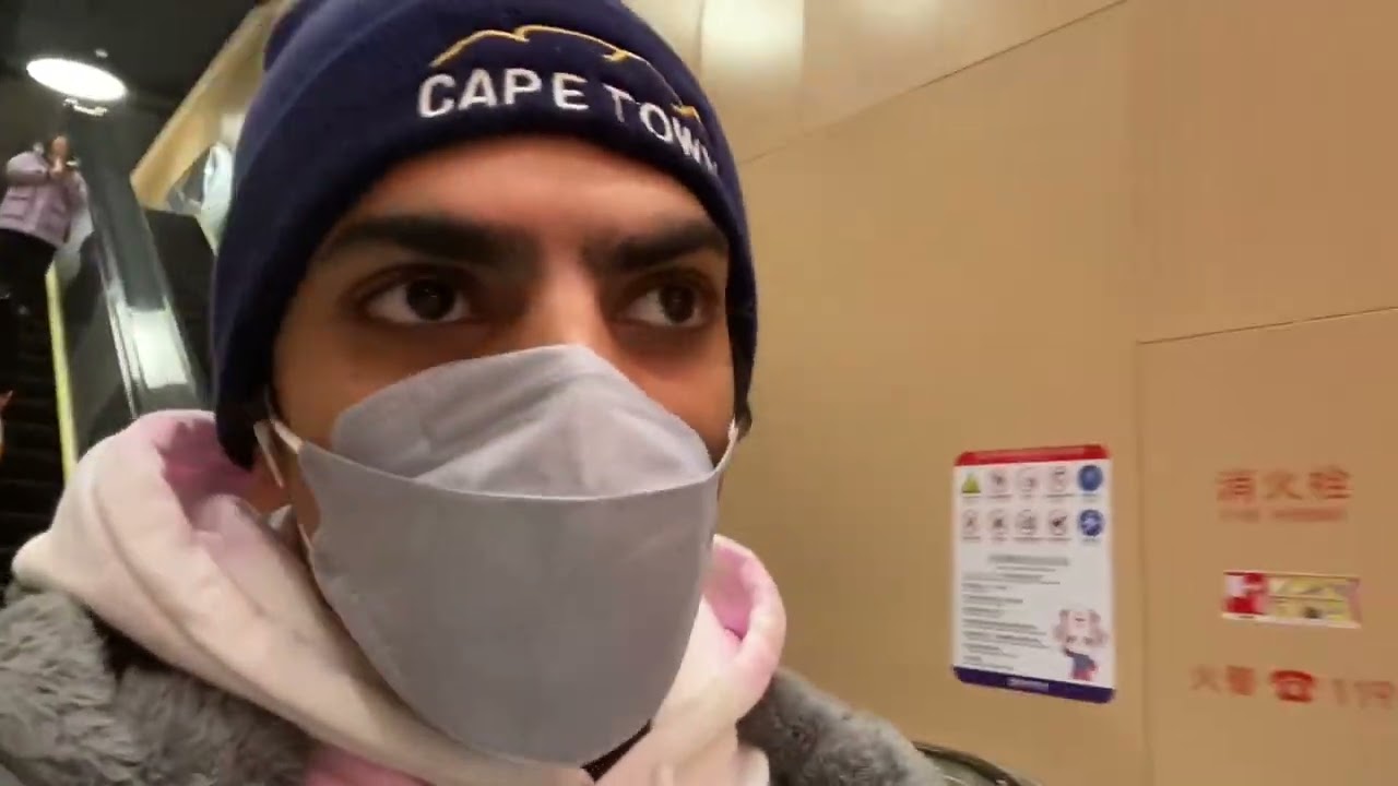 Immersive street-level walking tour through Nantong Wenfeng, China, showcasing authentic urban landscapes, local architecture, and the vibrant atmosphere of the city's neighborhoods