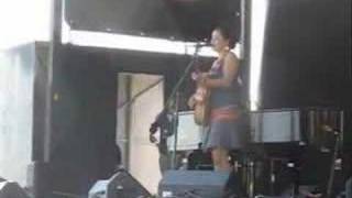 Hayley Sales / Live at Beachfest 2007