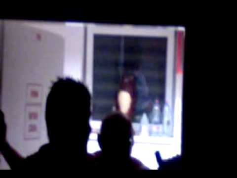 DVTK ünnep (Mezőkövesd -DVTK után este) a stadionban Diósgyőr bajnok csapat 2011 champion.avi