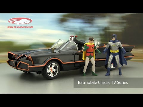 Jadatoys 1:18 Batmobile Classic TV Series 1966 と Batman Jadatoys 1:18 Batmobile Classic TV Series 1966 と Batman