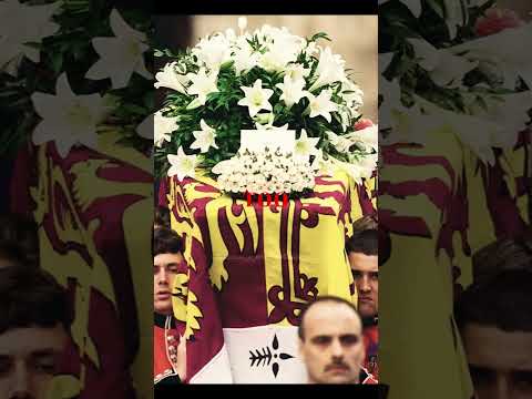 Princess Diana to Prince Charles |Can’t Help Falling in Love With You 💕#shorts  #diana #kingcharles