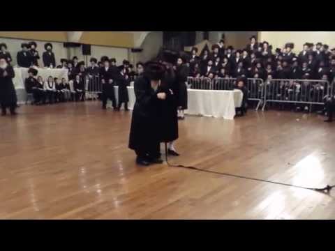 Skulana Rabbi Dancing Mitzvah Tantz By Wedding