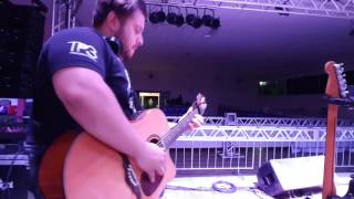 Parece Piada - Henrique e Juliano (Passagem de som) Sertanejo no Violão