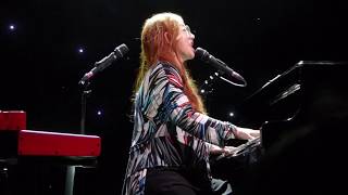 Tori Amos - Precious Things w/ orchestral backing track - live - Linz 2017
