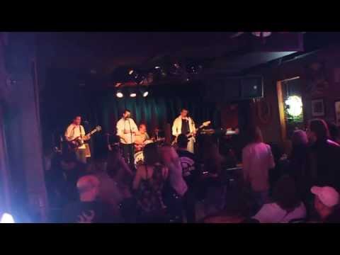 Capital Sons - "Mississippi Moonlight" - Live at Mayslack's, Mpls 2014