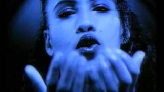 Neneh Cherry - I've Got You Under My Skin [HQ Original Video]