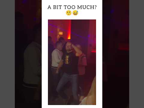 Etwas zu viel des Guten? 😅🤨 #fremdschämen #tanzen #disco