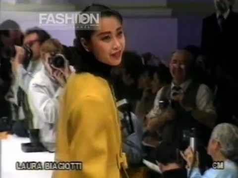 "Laura Biagiotti" Autumn Winter 1990 1991 pret a porter women by Canale Moda