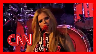 Avril Lavigne - &quot;Complicated&quot; (Live From The Fourth in America, 2022)