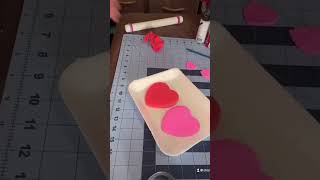 DIY faux heart cookies and conversation hearts. #fakefood #tieredtraydecor #diycrafts #clay