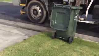 Brimbank Garbage TRUCK #325 #6