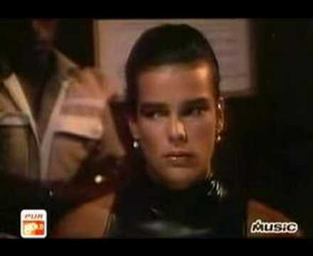 Stephanie von Monaco - ouragan video