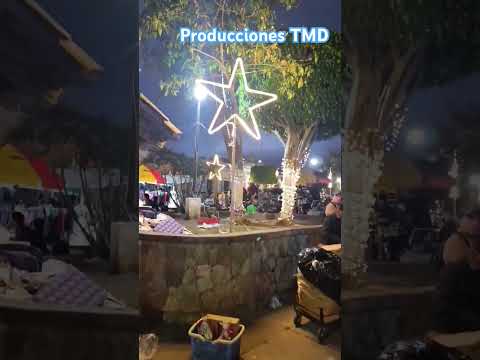 Un paseo nocturno por los parques de Santa Cruz del Quiché en época Navideña #navidad #quiche
