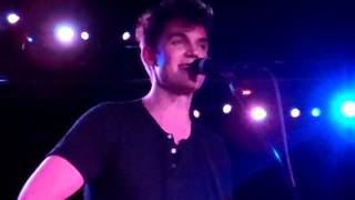 Picture Perfect (LIVE) - Tyler Hilton