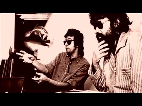 Banquete de Lixo - Raul Seixas e Marcelo Nova - (Com Letra Na Descrição) - Com Legendas - (CC) -1989