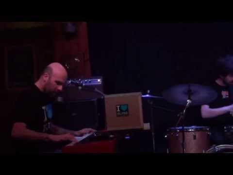 Paul Garner Band,  Cactus, Hengelo,  april 11 2013 keyboard solo by Claudio Corona