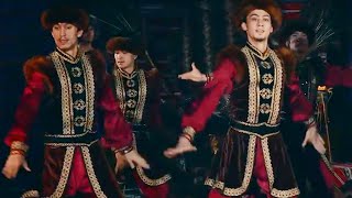 Download lagu Mehellimizde Meshrep Bar - Ablajan Awut Ayup | Uyghur dance (English Subtitles) mp3