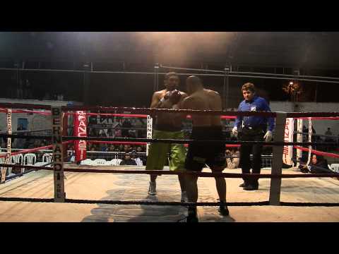 Abraham Bulacio vs. A. Guzmán, Round 1