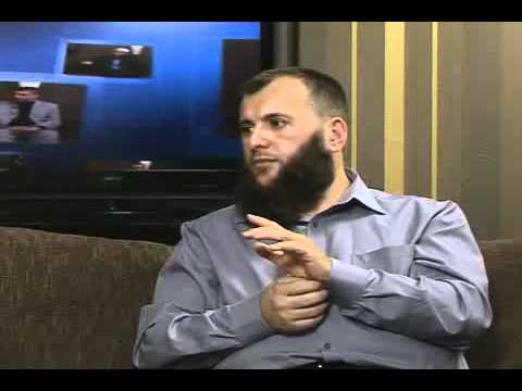 A i pranohen veprat e mira një personi i cili beson vetëm në Zot si Krijues por... - 100.4