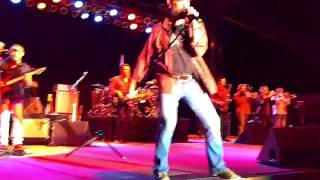 Bo Bice singing 'I'm Your Vehicle Baby'