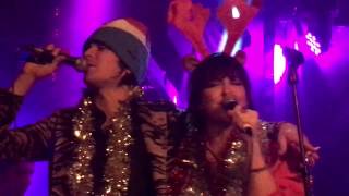 Jilann & Kevin Chamotte sing the Pogues in Paris! 'Fairytale of New York'