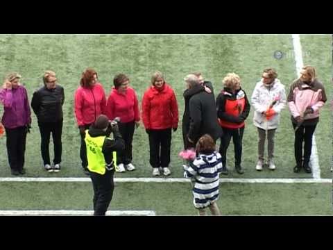 HJK TV: HJK - KuPS, äidit pallopoikina