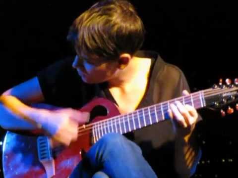 6/15 Kaki King - Fences @ Festival delle Colline, Carmignano, Italy (09/07/2012)