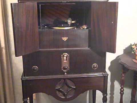 CARL FENTON BENNIE KRUEGER - WRECK OF THE SOUTHERN OLD 97 - ROARING 20'S VICTROLA RADIOLA