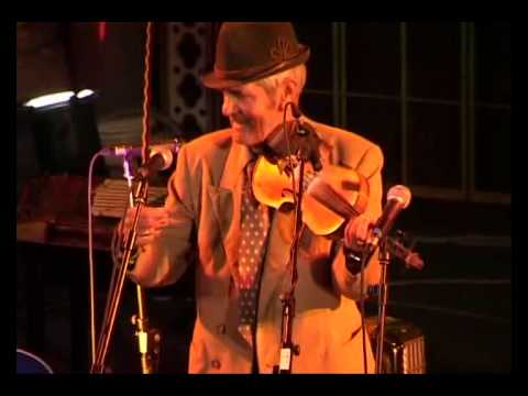 Taraf de haidouks  -  Stari Rumun sa violinom ......