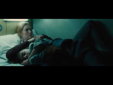 Guerra Mundial Z (2013) - Cena do Aeroporto ( DUBLADO HD )