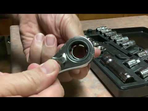 SATA 21-Piece Pass-Thru... (How do I to release drive adapter from rachet handle?)